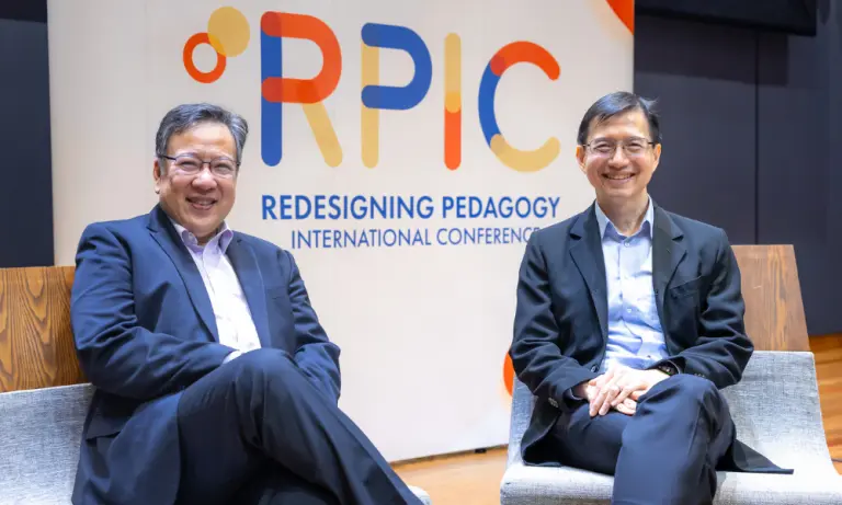Dr Dennis Kwek and Prof Kenneth Poon