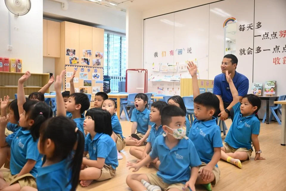 Mr Lee at Oasis Primary School 1